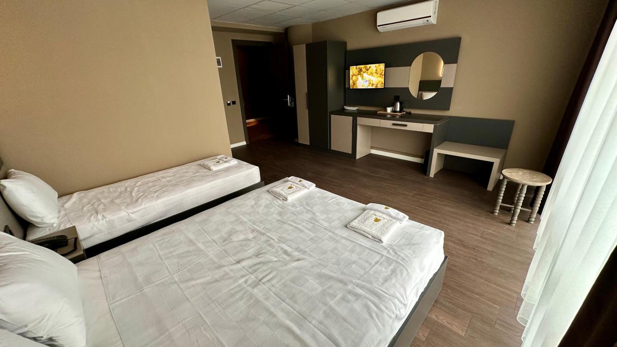 Esse Joven Hotel Анталья Экстерьер фото